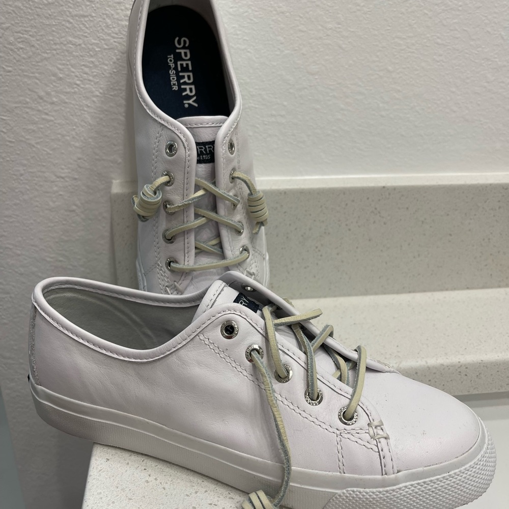 Sperry white leather topsider NWOT - Picture 2 of 6